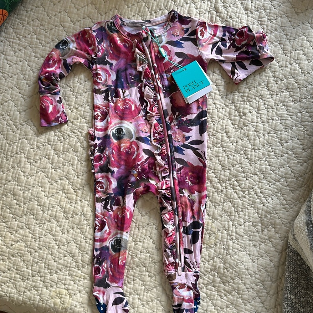 NWT Posh Peanut Sleeper 3-6 month